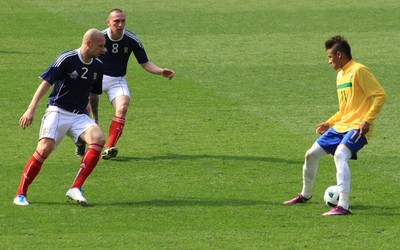 MK体育动态-三笘薰又突破体能极限