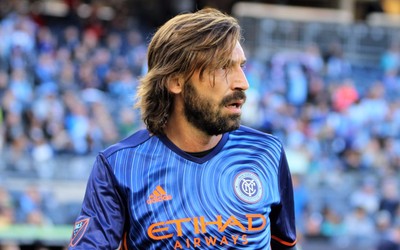 MK体育独家-伯贝这跑位鬼魅般存在